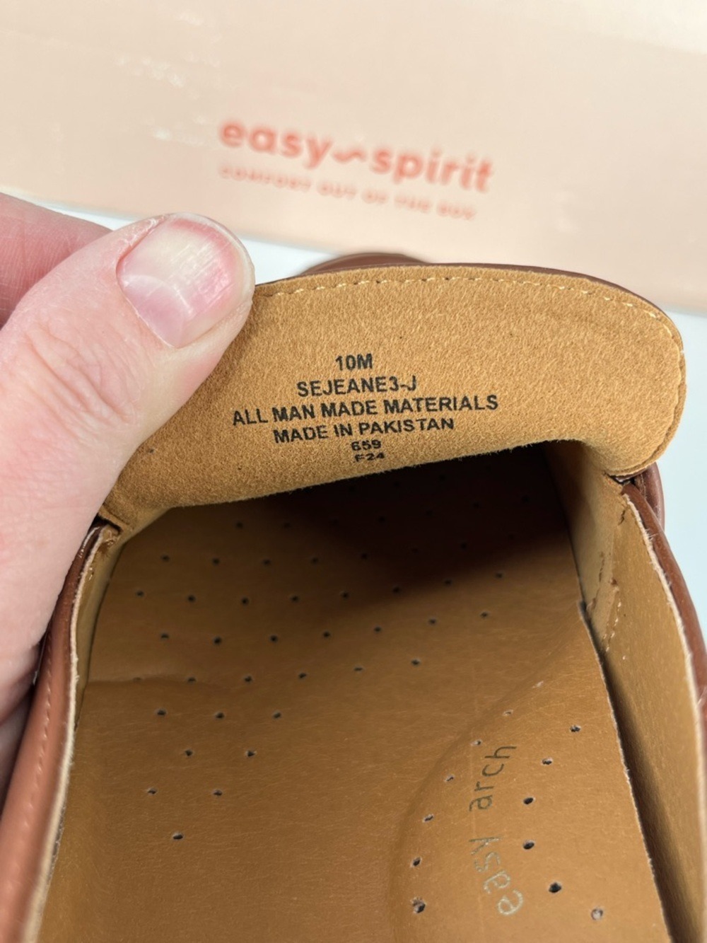 Easy Spirit JEANE Cognac/Brown Leather Slip-On Loafers w/ Gold Accent sz 10 NIB - Picture 11 of 12